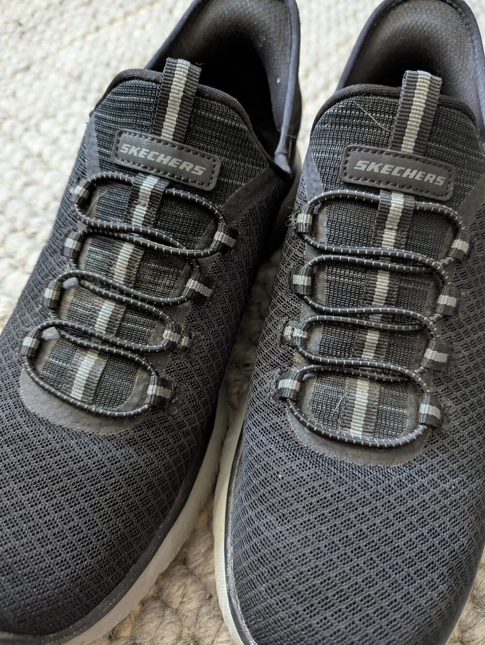 Skechers Slip-Ins Black Knit Slip-On Sneakers Sz 9